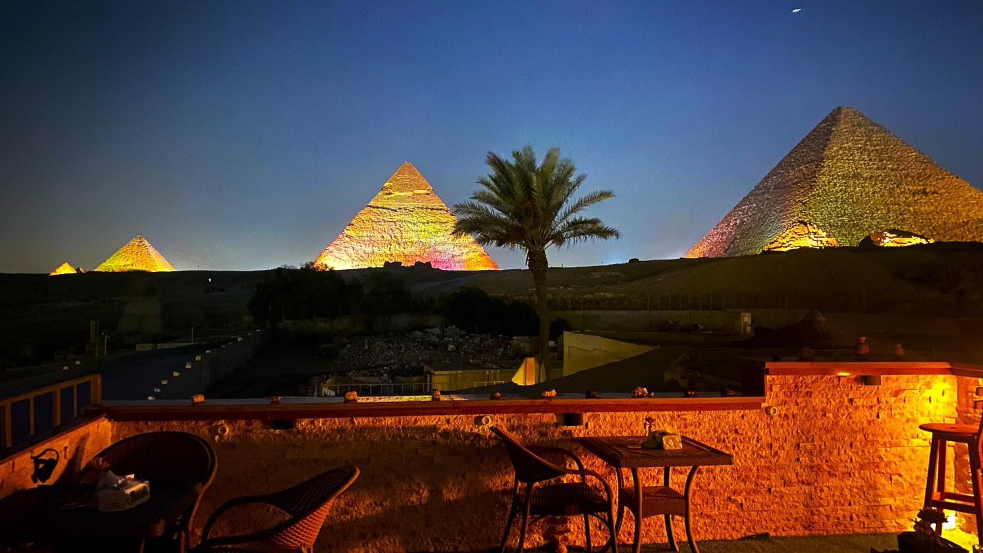 Seven Pyramids Panoramic View Inn Kafrat al Jabal Bagian luar foto
